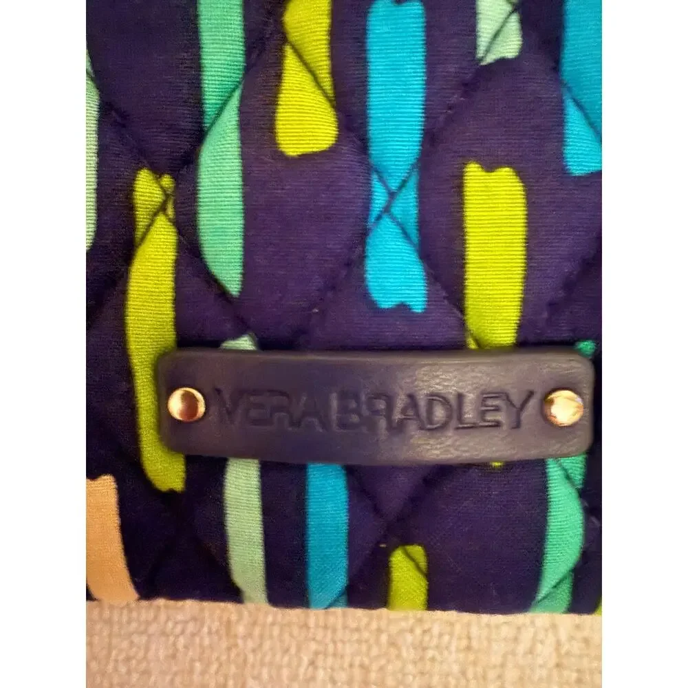 New with tag Vera “Katalina Showers” Front Zip Wallet Wristlet.
